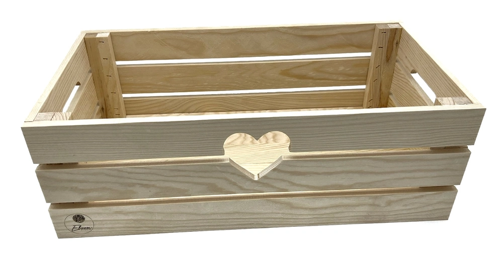 Dřevěná bedýnka s motivem srdce 300 x 220 x 170 mm