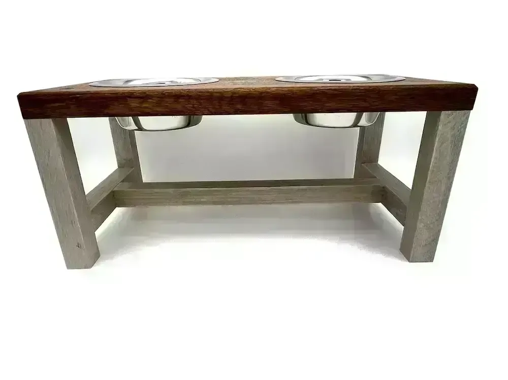 Jídlelní stůl pro psy s nerezovými miskami - velký/vysoký